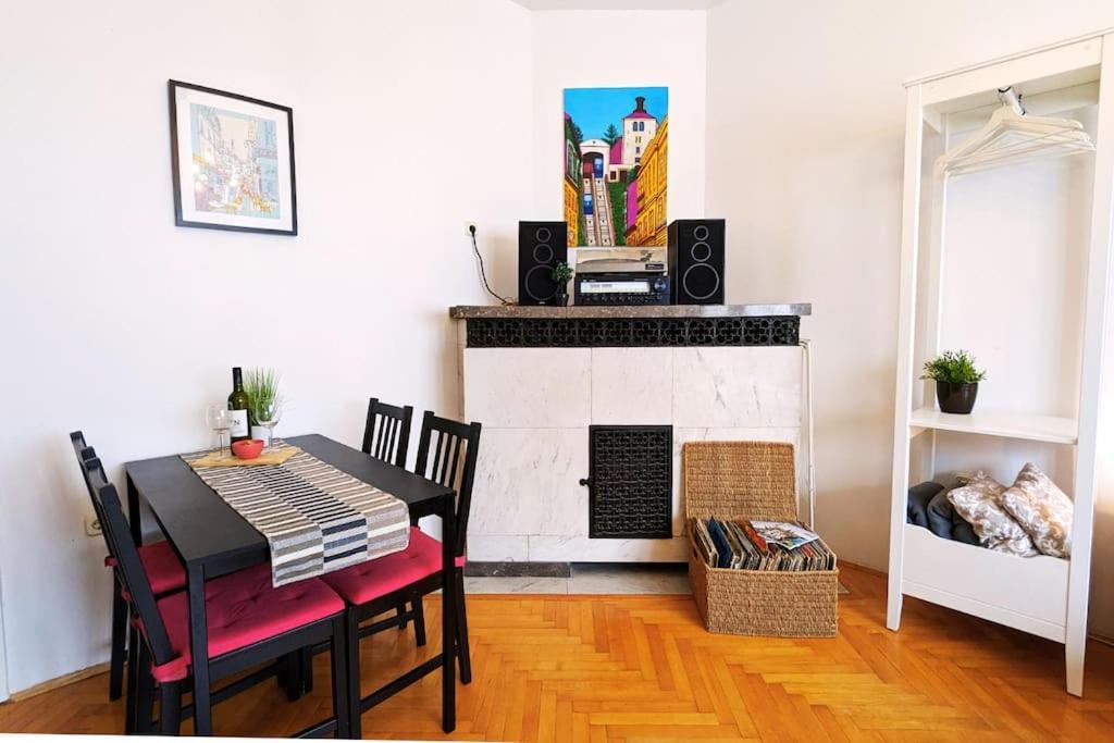 True Zagreb Centrally Located & Spacious Apartment מראה חיצוני תמונה